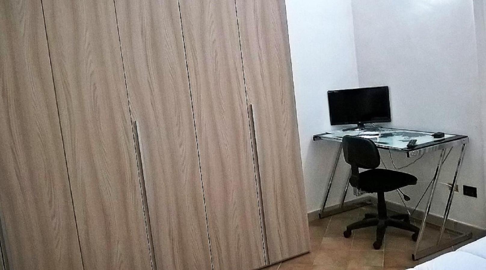 Manzoni House Apartment Лече Екстериор снимка