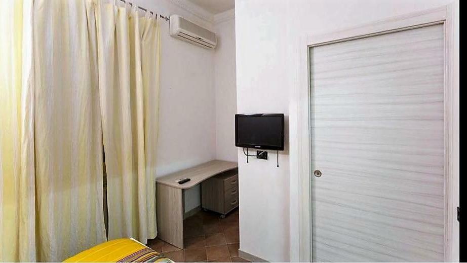 Manzoni House Apartment Лече Екстериор снимка